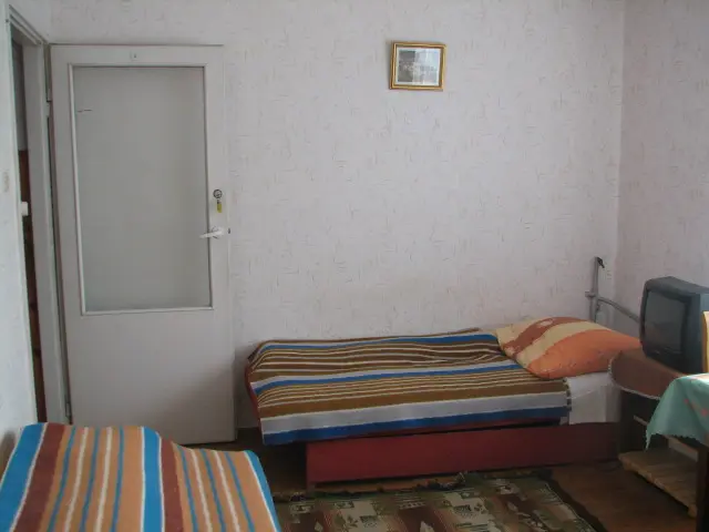Pokój nr 4 – Pokój trzyosobowy w Domu Gościnnym BARTEK w Rewalu